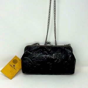 Patricia Nash Clutch. NWT.